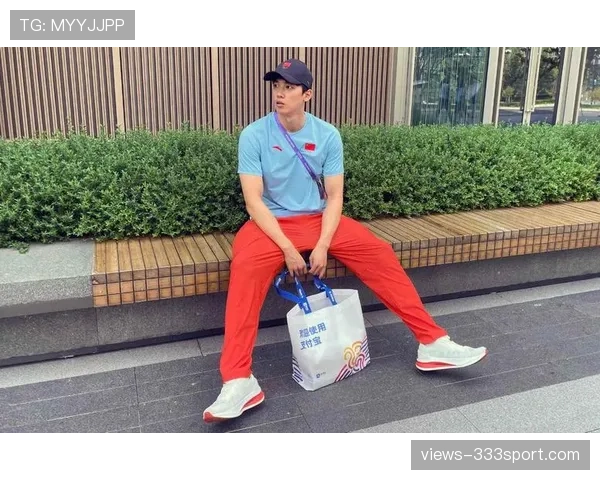汪顺家的冰箱里只放蛋白粉和冰块